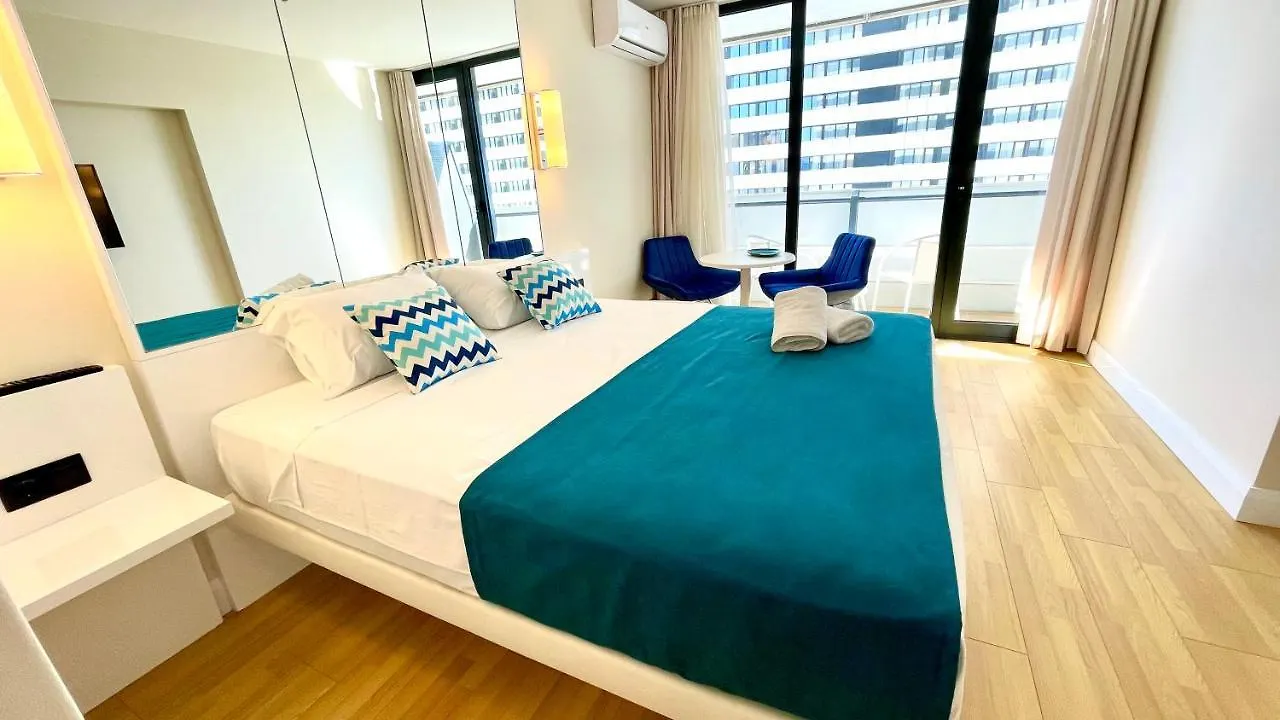Aparthotel Hellobatumi