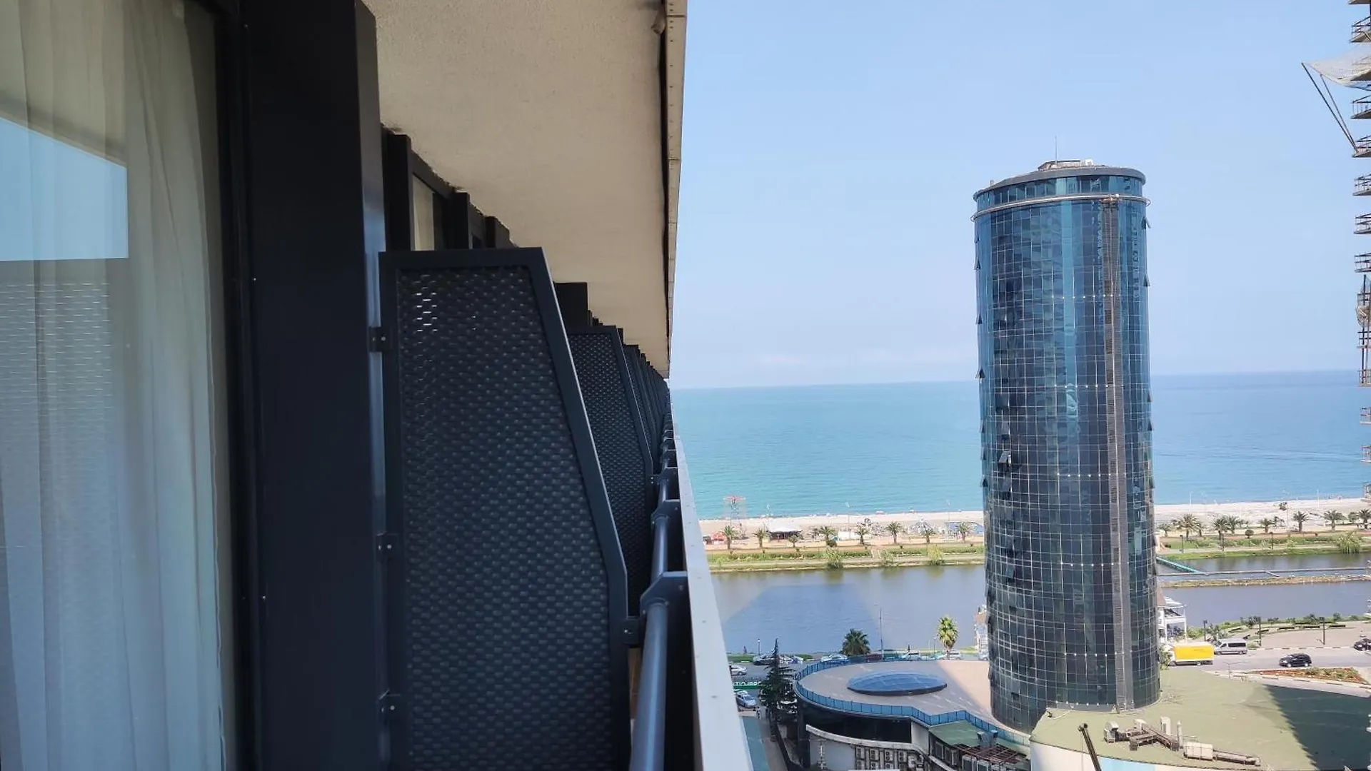 אפרטהוטל Helloבאטומי מלון דירות באטומי